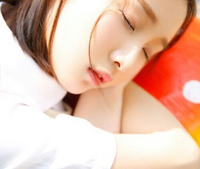 怀孕初期会有奶胀的感觉吗（孕初期会有乳房胀痛吗）